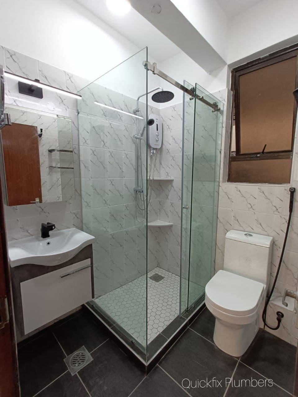 Shower Cubicle with Sliding Door | Shower Door