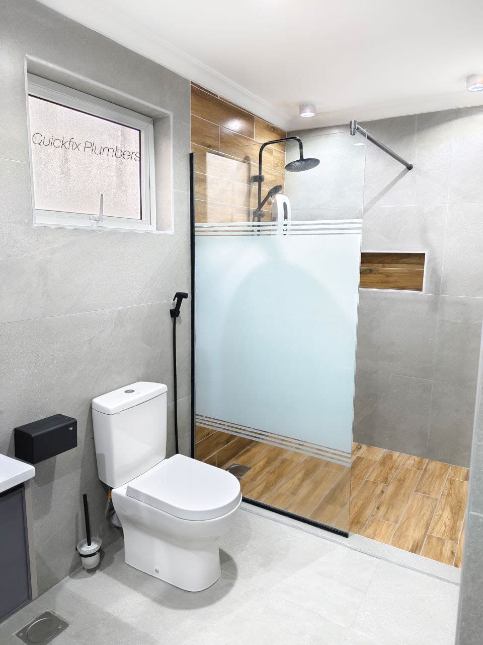 Bathroom Glass Shower Partition Kenya – Doorless | Shower Door